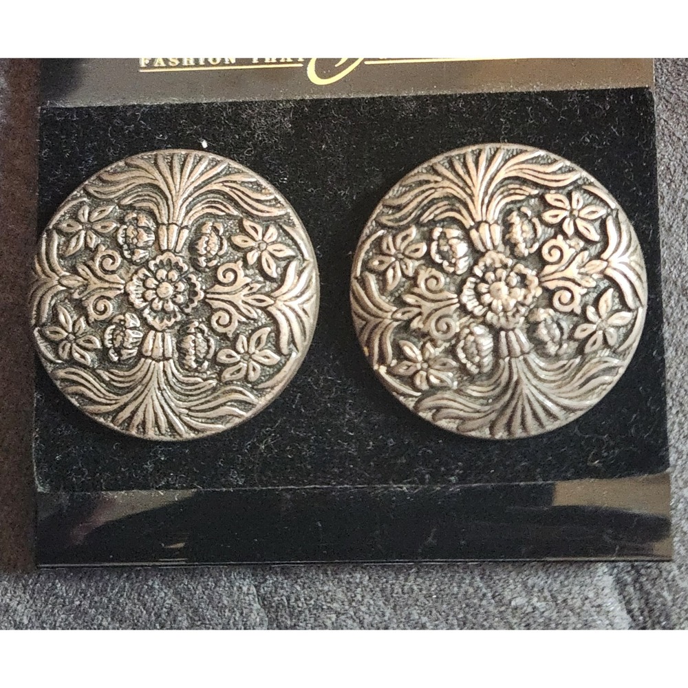 Antique Florentine Needle Minder Magnet Clip On Earrings Statement Studs Silver